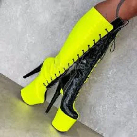 Used - Hella Heels Limited Edition Snapped - Black/Neon US 9 / EU 40 - Picture 2 of 12